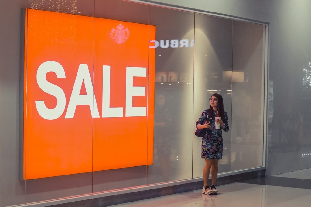 le web-to-store permet aux commerçants de tirer le meilleur parti des deux mondes